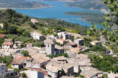 Con piscinas naturales y a menos de una hora de Madrid: esta es la provincia perfecta para escaparte en verano